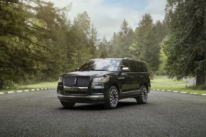 Black Label Lincoln Navigator Luxury SUV